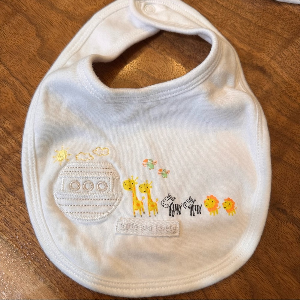 6 pcs Baby M&Co Mix and Match Set. Size 6-9 Months. - Picture 10 of 17